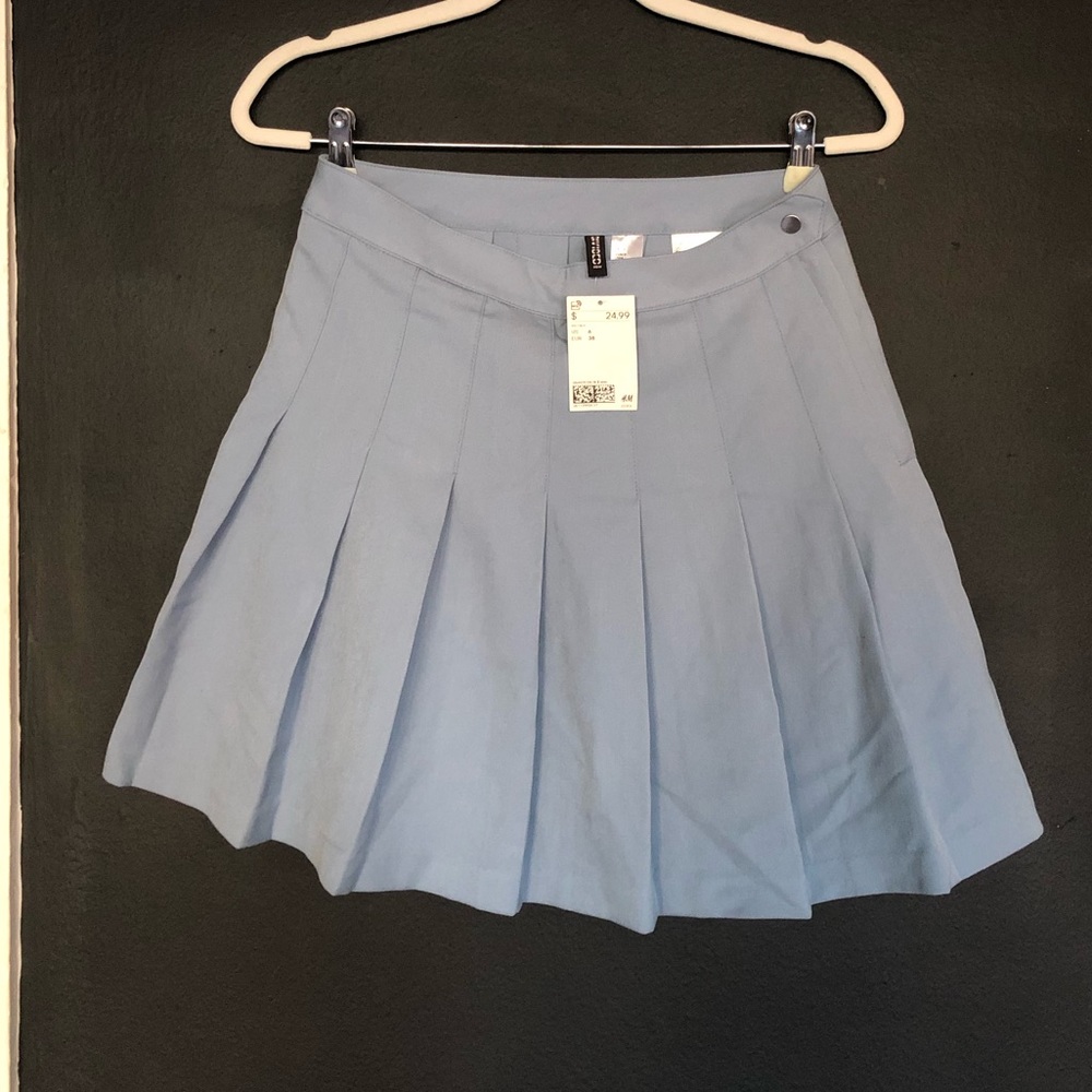 Pleated mini skirt